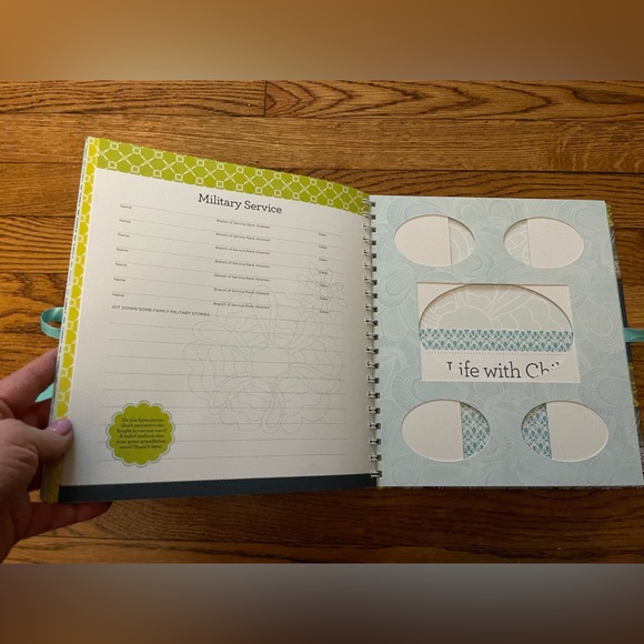 NEW Reader’s Digest Family Keepsake Book | Album for Memories & Milestones - Picture 6 of 10